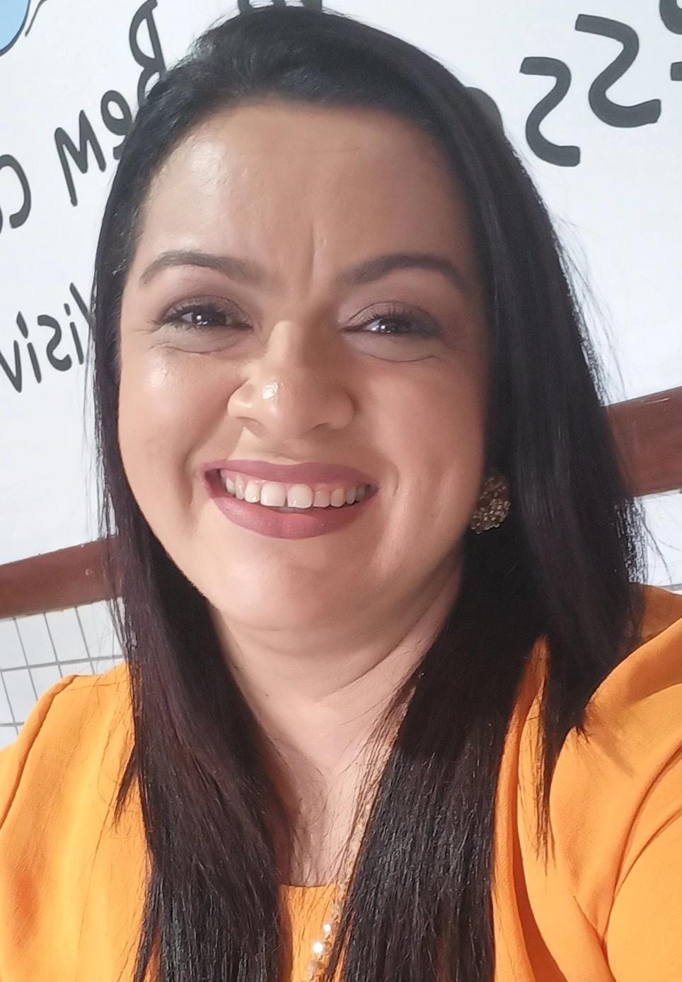 Profa. Doutoranda Paula Regina Oliveira